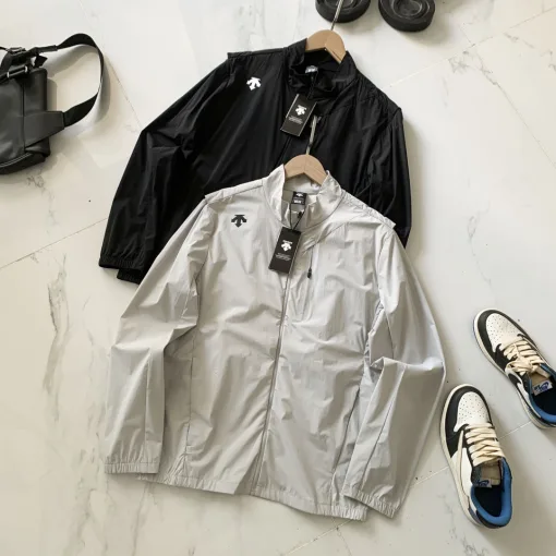 Bestseller Descente Mäntel Schwarz Atmungsaktive Kollektion
