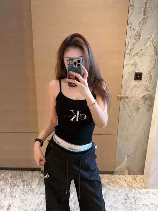 Hochwertige Hosenträger aus der Calvin Klein Black Logo Kollektion