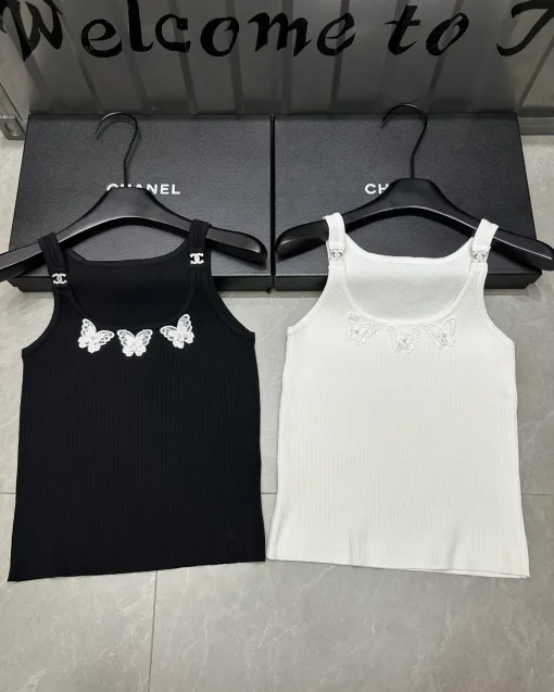Hochwertige Chanel-Weste im schwarzen Strickstil