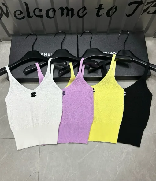 Hochwertige Chanel Hosenträger aus weißer Strickkollektion