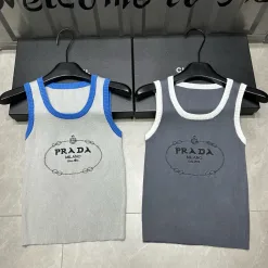 Hochwertige Prada-Weste in Blau mit Logo