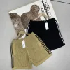 Hochwertiges Adidas Shirt aus Baumwolle im Logo-Stil
