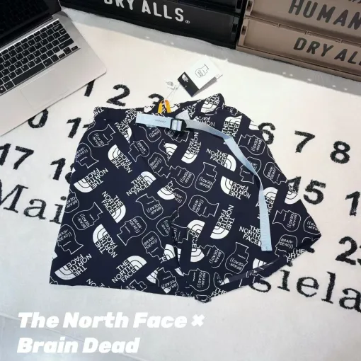 Luxus-Shorts von The North Face im Nylon-Stil in Marineblau