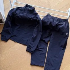 Hochwertige Fred Perry Anzüge Navy Nylon Retro Luxus
