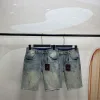 Luxus-Shorts aus der Denim-Waschungskollektion von Louis Vuitton