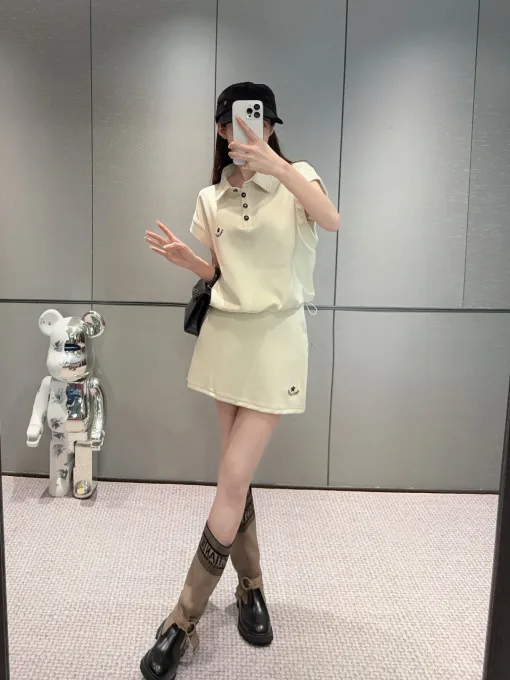 Hochwertige Dior-Shorts im schwarzen bestickten Stil