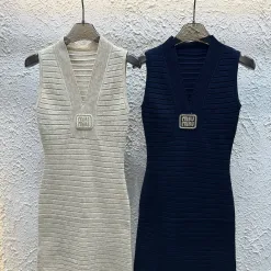 Premium Miu Miu Weste Gold bestickte Kollektion