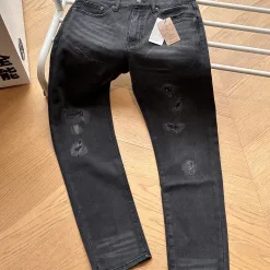 Luxus-Jeans von Levi’s in der Black Denim Washed Kollektion