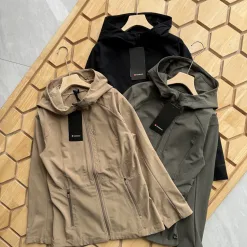 Premium Lululemon Mantel Schwarz Strick Atmungsaktiv Kollektion
