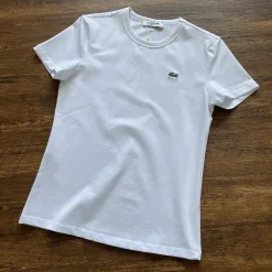 Hochwertige Lacoste Kurzarm-Kollektion aus weißer Baumwolle