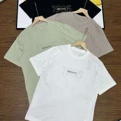 Premium Descente Kurzarm-Logo-Stil aus weißer Baumwolle