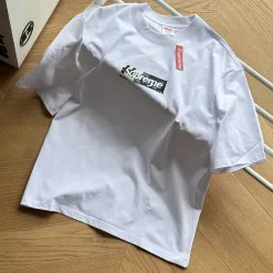 Hochwertiges Supreme Kurzarm-Logo aus weißer Baumwolle, Luxus