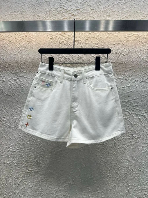 Hochwertige Louis Vuitton Shorts aus weißer Denim-Kollektion mit Stickerei