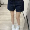 Meistverkaufte Chanel-Shorts im bestickten Blue Denim-Stil