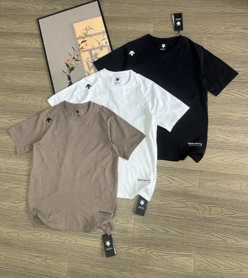 Luxus-Kurzarmhemden von Descente aus der White Jersey Kollektion