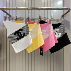 Hochwertige Chanel-Weste im weißen Strick-Stickerei-Stil