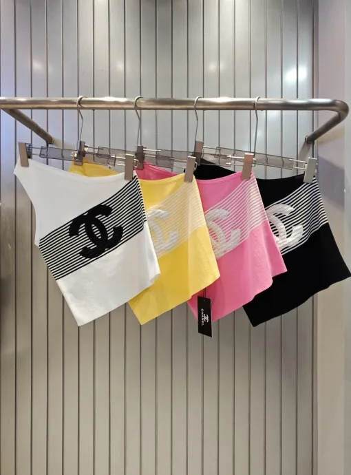 Hochwertige Chanel-Weste im weißen Strick-Stickerei-Stil