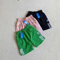 Premium Adidas Shorts im Retro-Stil