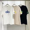 Hochwertige Alo-Kollektion mit kurzen Ärmeln und schwarzem Druck