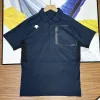Hochwertiges Descente Kurzarm-Shirt aus schwarzer Baumwolle, atmungsaktiv, luxuriös