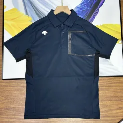 Hochwertiges Descente Kurzarm-Shirt aus schwarzer Baumwolle, atmungsaktiv, luxuriös