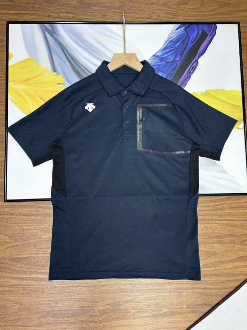 Hochwertiges Descente Kurzarm-Shirt aus schwarzer Baumwolle, atmungsaktiv, luxuriös