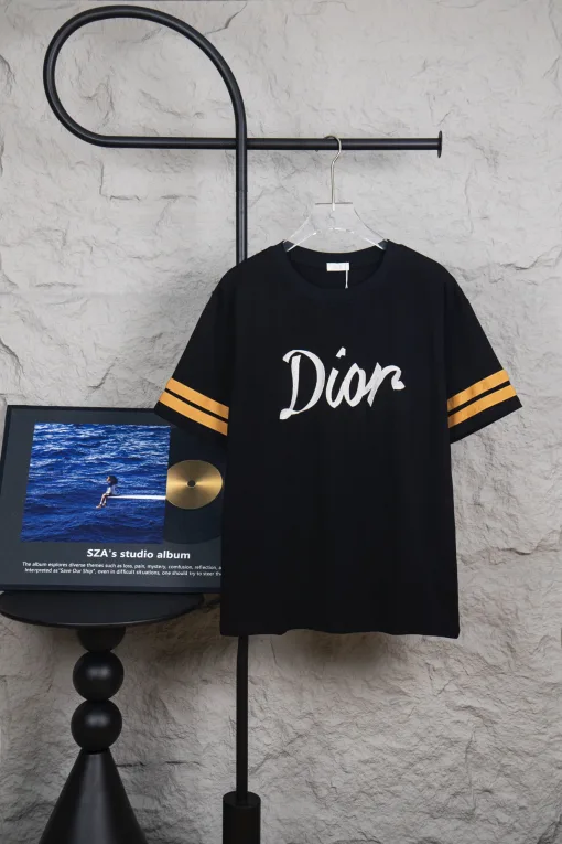 Hochwertiger Dior Kurzarmpullover aus schwarzer Baumwolle im Monogramm-Stil