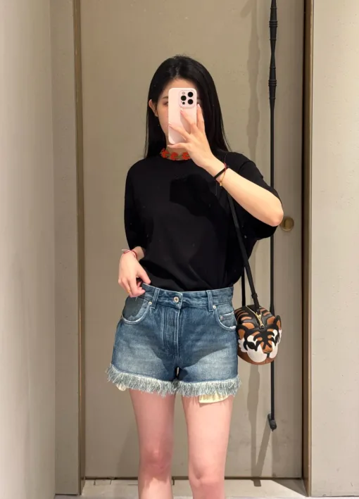 Luxus-Shorts von Loewe aus der Jacquard-Kollektion in Blau