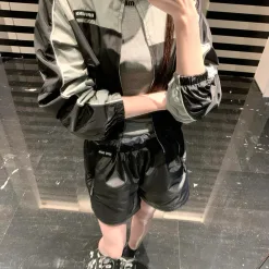 Premium Miu Miu Shorts Schwarzes Logo Luxus