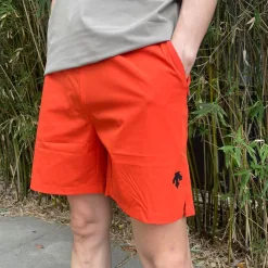 Hochwertige Descente Shorts aus schwarzem Nylon, Casual Collection