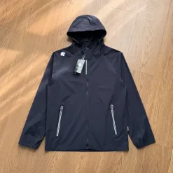 Premium Descente Jacken Schwarze Nylon Atmungsaktive Kollektion