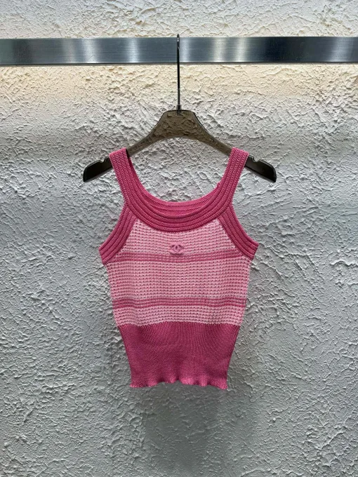 Hochwertige Chanel Weste im Pink-Strick-Stil