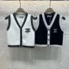 Luxus Chanel Weste Weiß Strick Bestickte Kollektion