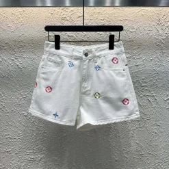 Hochwertige Louis Vuitton-Shorts im bestickten Stil aus weißem Denim