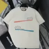 Bestseller der Gucci-Kollektion mit kurzem Ärmel und Beige-Print