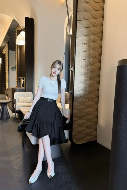 Premium Prada Rock Schwarze Logo Kollektion