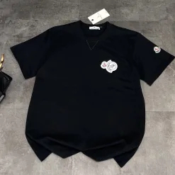 Meistverkaufte Moncler Kurzarm Schwarz Baumwolle Atmungsaktiv Stil