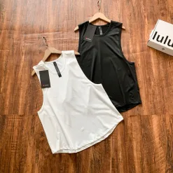 Meistverkaufte ärmellose schwarze Cotton Chic-Kollektion von Lululemon
