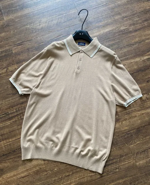 Hochwertige Ralph Lauren Kurzarm-Kollektion mit weißen Strickstreifen