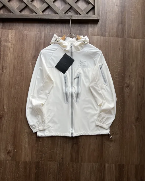 Premium Ami Coats Schwarz Nylon Atmungsaktiver Stil