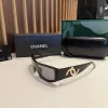 Hochwertige Chanel Sonnenbrille im schwarzen Stil