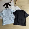 Hochwertige, kurzärmelige, schwarze, atmungsaktive Descente-Kollektion