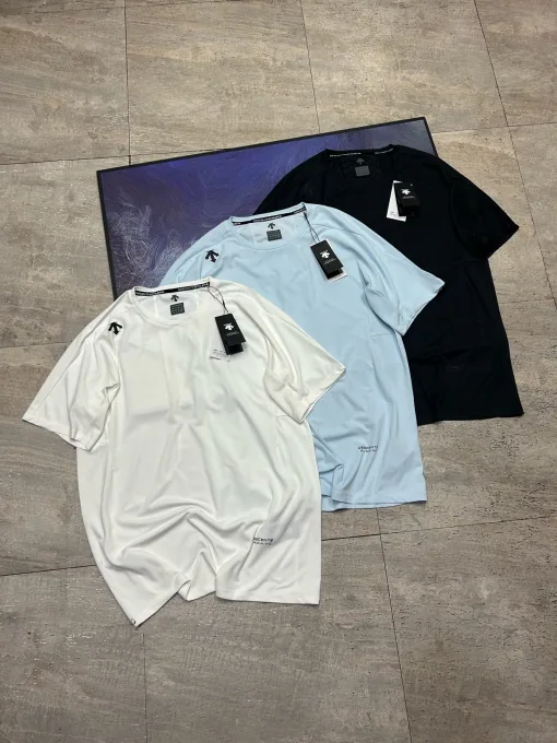 Premium Descente Kurzarm Schwarz Atmungsaktive Kollektion