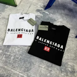 Premium Balenciaga Kurzarmhemd Rot Baumwolle Print Kollektion