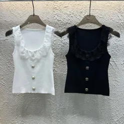 Hochwertige Chanel-Weste aus weißer Strickkollektion