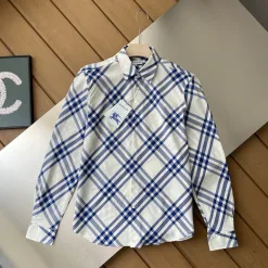 Premium Burberry Langarmshirt aus Baumwolle, moderne Kollektion