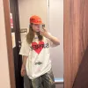 Luxuriöses Supreme Kurzarmshirt im schwarzen Logo-Stil
