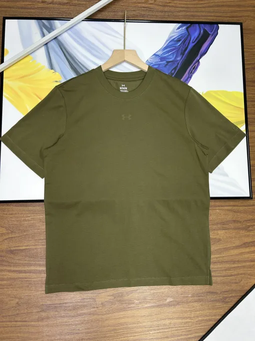 Premium Under Armour Kurzarmshirt aus weißer Baumwolle, klassische Kollektion
