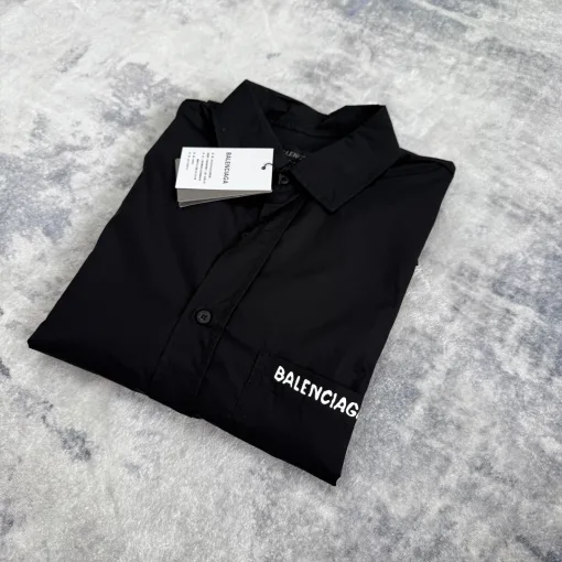 Hochwertiger Balenciaga Langarm-Print im schwarzen Stil