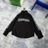 Meistverkaufter Balenciaga Langarm-Stil mit gelbem Print
